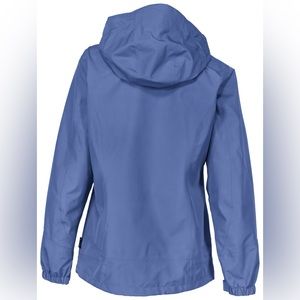 Gore-Tex shell. Wind & water resistant